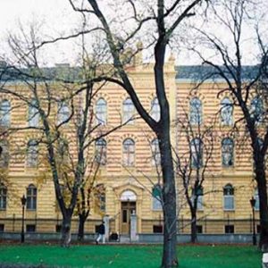 Karlovacka bogoslovija